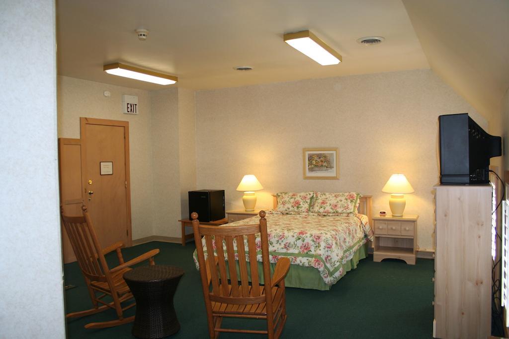Visions Inn Cooperstown Chambre photo
